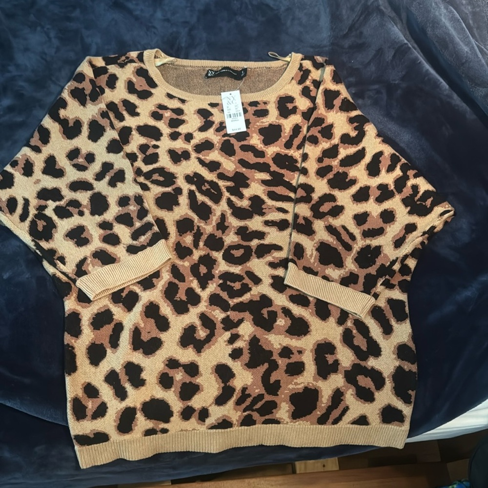 New York and company sweater